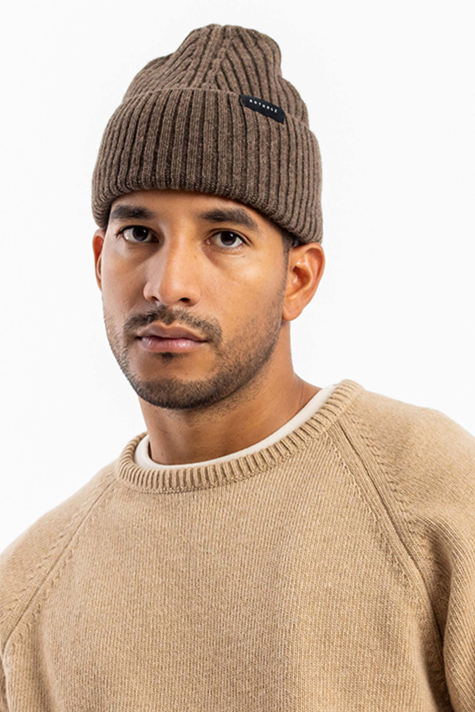 Classic Ribbed Beanie, Rosewood