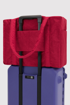 Cloud Carry On, Cherry