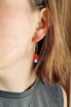Dot with Stick Hoops, Lilac/Fire Red