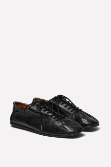 Fine Sneakers, Black