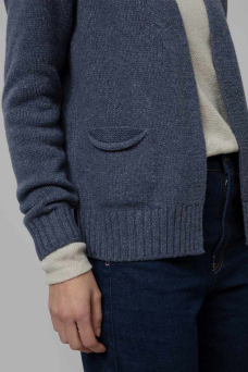 Denise Cardigan, Blue Pioggia