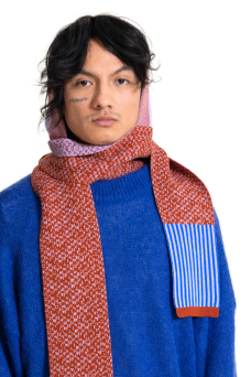 Ampersand Hooded Scarf, Lilac
