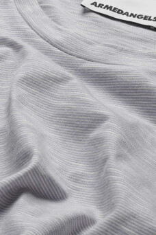 Jaames Tee, Misty Morning Luna Rock