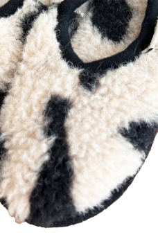 Ballerina Slippers, Gepard