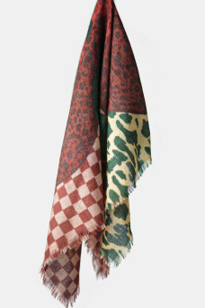 Foulard, Mela Worm
