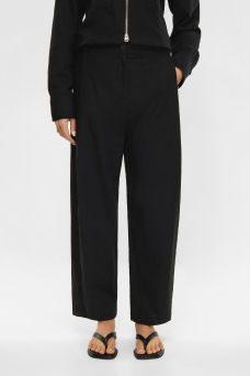 Sandi Pants, Black