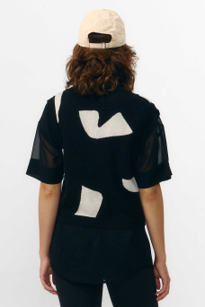 Amates Vest, Stone