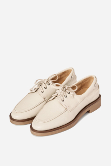 Yacht Flats, Cream