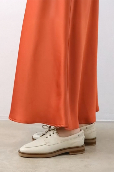 Yacht Flats, Cream